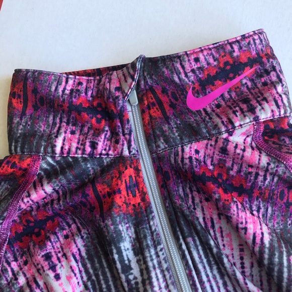 Nike Pro Combat Therma-Fit Quarter Zip Pullover - Picture 3 of 8